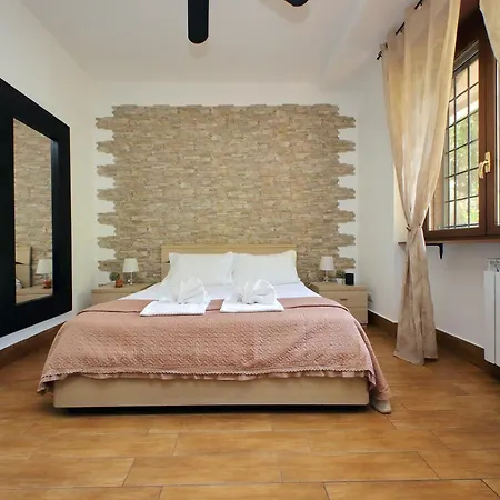 Apartment Vatican Flat Cozy With Private Court
